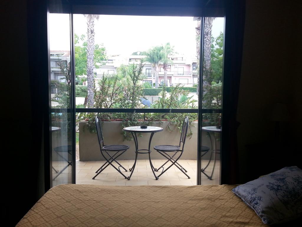 Bed and Breakfast Porto Ulisse Катания Экстерьер фото